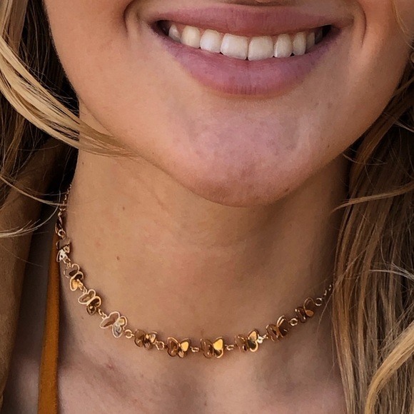 Spirited Butterfly Choker Necklace! - Picture 4 of 4